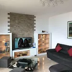 Διαμέρισμα With Garden And Terrace Beautiful View Bellano