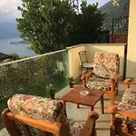 Διαμέρισμα With Garden And Terrace Beautiful View *