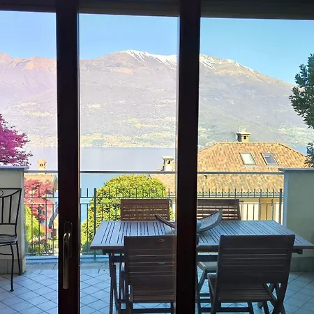 With Garden And Terrace Beautiful View Daire *