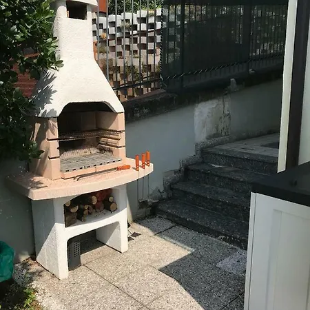 With Garden And Terrace Beautiful View アパート *