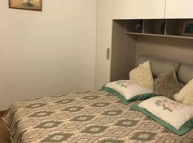 With Garden And Terrace Beautiful View 아파트